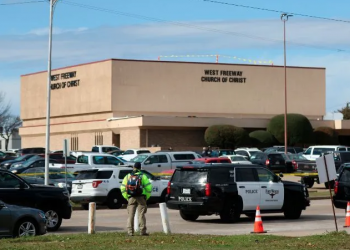 TIROTEO EN IGLESIA DE TEXAS DEJA DOS MUERTOS