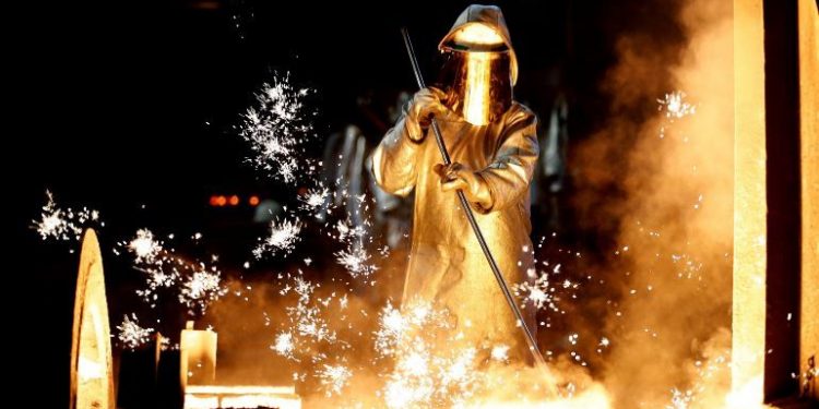 TRUMP ANUNCIA ARANCELES AL ACERO DE BRASIL Y ARGENTINA