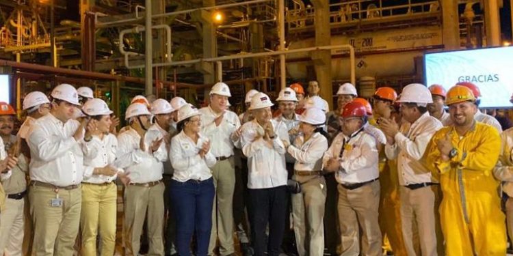 AMLO: DESDE TABASCO SE LOGRARÁ RESURGIMIENTO DE INDUSTRIA PETROLERA