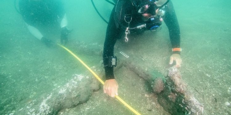 ENCUENTRAN EN VERACRUZ DOS ANCLAS DEL SIGLO XVI QUE PODRÍAN PERTENECER A LA FLOTA DE HERNÁN CORTÉS