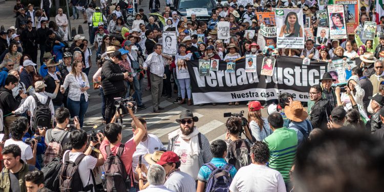 SE ARMA CONFRONTAMIENTO EN EL ZÓCALO DURANTE CARAVANA DE SICILIA Y LEBARÓN