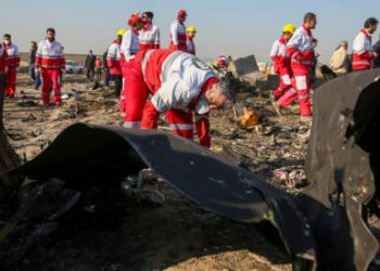 AVIÓN UCRANIANO SE ESTRELLA EN IRÁN CON 176 PASAJEROS; NO HAY SOBREVIVIENTES