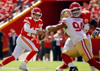 CHIEFS Y 49ERS DEFINEN SUS UNIFORMES