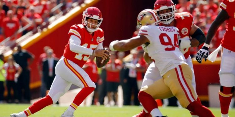 CHIEFS Y 49ERS DEFINEN SUS UNIFORMES