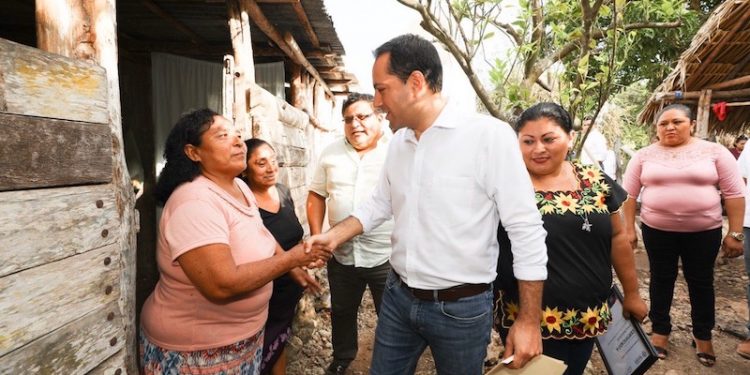 CON PISOS, CUARTOS, BAÑOS Y TECHOS SE MEJORA LA VIDA DE LOS YUCATECOS QUE DE VERDAD LO NECESITAN