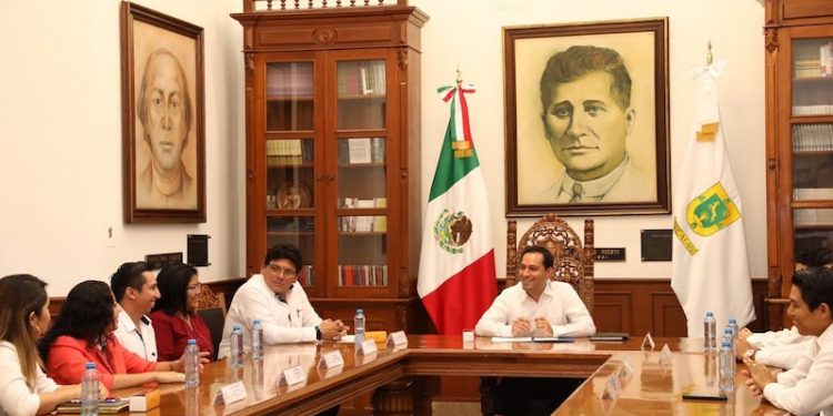 EL GOBERNADOR MAURICIO VILA DOSAL RESALTA TALENTO Y LABOR DE GANADORES DEL PREMIO ESTATAL DE LA JUVENTUD 2019