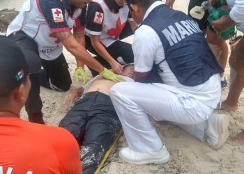 LA SECRETARÍA DE MARINA-ARMADA DE MÉXICO RESCATA 28 PERSONAS EN INMEDIACIONES DE ISLA MUJERES