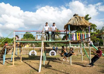 JÓVENES DE TELEBACHILLERATO APOYAN DESARROLLO DE SUS COMUNIDADES