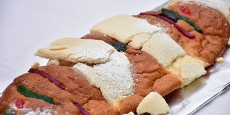 PARTEN CIENTOS DE VILLAHERMOSINOS ROSCA DE 800 METROS