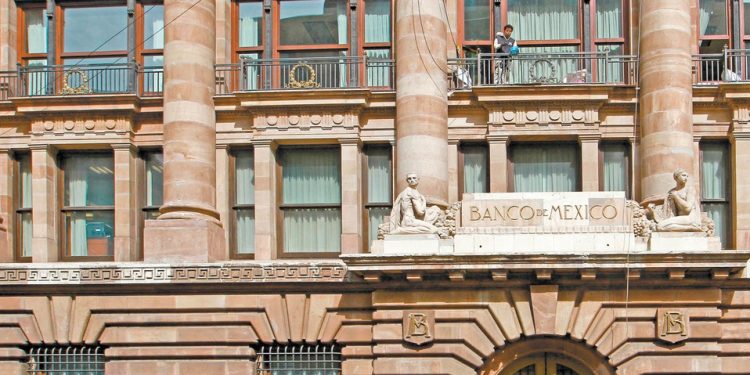 PREVÉN QUE TASAS DE INTERÉS EN MÉXICO SIGAN BAJANDO ESTE 2020