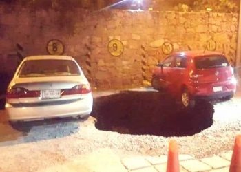 SE ABRE SOCAVÓN DE CINCO METROS DE DIÁMETRO EN ZONA MINERA DE ZACATECAS