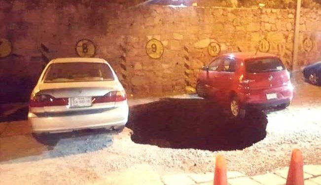 SE ABRE SOCAVÓN DE CINCO METROS DE DIÁMETRO EN ZONA MINERA DE ZACATECAS
