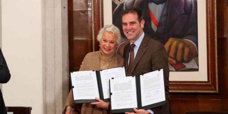 SEGOB E INE DIALOGAN POR CÉDULA DE IDENTIDAD