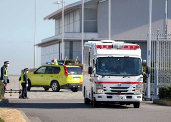 TRES JAPONESES EVACUADOS DE WUHAN ESTÁN INFECTADOS CON NUEVO CORONAVIRUS