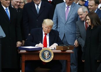 TRUMP FIRMA EL T-MEC EN LA CASA BLANCA