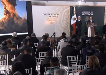 NO HAY RIESGO POR ACTIVIDAD DEL POPOCATÉPETL: AMLO