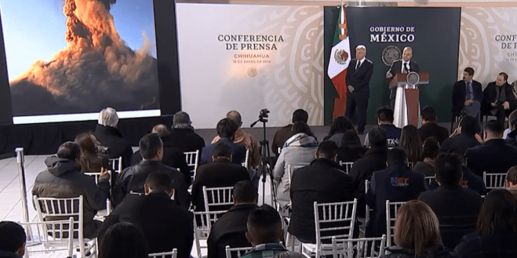 NO HAY RIESGO POR ACTIVIDAD DEL POPOCATÉPETL: AMLO