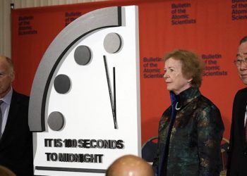 CIENTÍFICOS ADELANTAN EL ‘RELOJ DEL APOCALIPSIS’: QUEDAN 100 SEGUNDOS PARA EL FIN DEL MUNDO