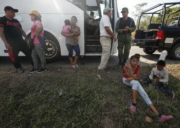 INM DETIENE A DOS MIL MIGRANTES EN MENOS DE 24 HORAS