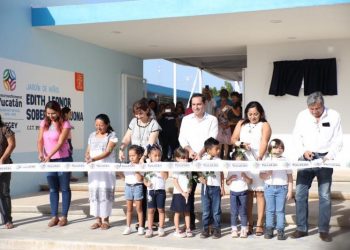 ANUNCIA EL GOBERNADOR MAURICIO VILA DOSAL LA APERTURA DE 5 NUEVAS ESCUELAS EN CIUDAD CAUCEL