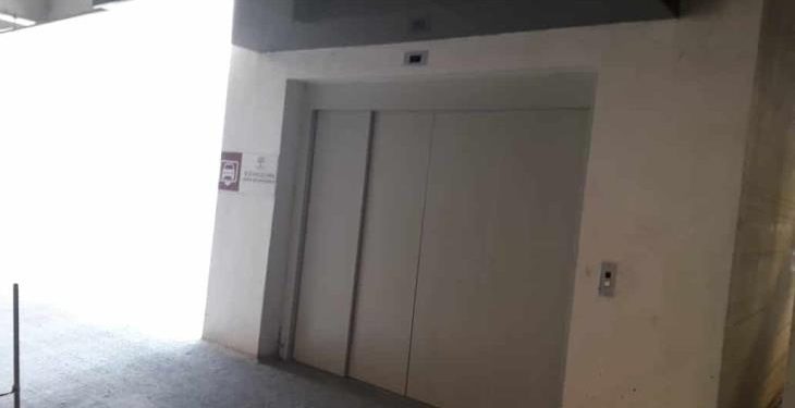 ASEGURA SOTOP NO TENER REPORTE DEL MAL FUNCIONAMIENTO DE ELEVADOR VEHICULAR EN EL MERCADO PINO SUÁREZ