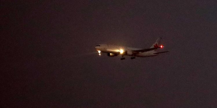 AVIÓN DE AIR CANADA ATERRIZA DE EMERGENCIA EN MADRID