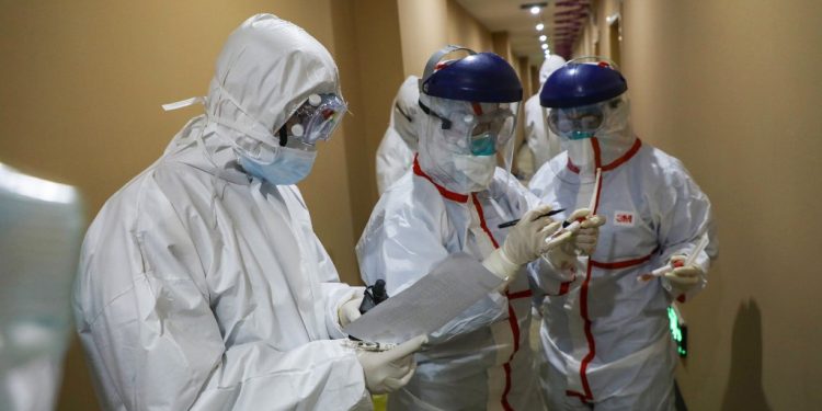 BALANCE DE CORONAVIRUS SUPERA LOS MIL 100 MUERTOS EN CHINA