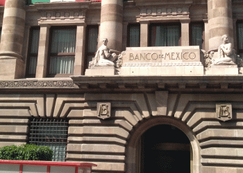 BANCO DE MÉXICO RECORTA A 7% TASA DE INTERÉS