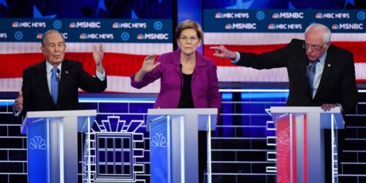 BLOOMBERG, BAJO FUEGO CRUZADO EN DEBATE DEMÓCRATA