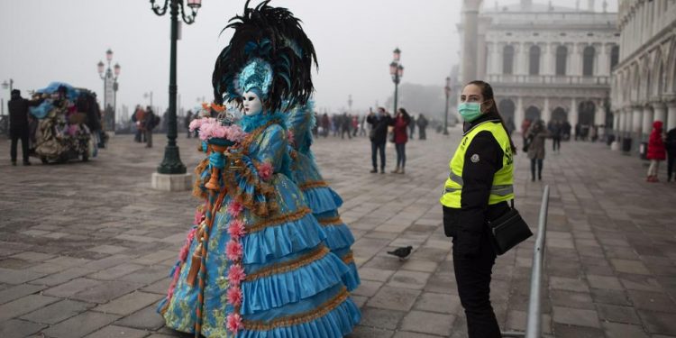 CANCELAN CARNAVAL DE VENECIA POR CORONAVIRUS
