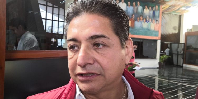 HERNÁNDEZ BLANCO EN CONTRA QUE DESCIENDAN TURISTAS DE CRUCERO