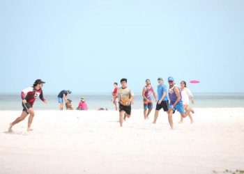 CON ATRACTIVAS ACTIVIDADES, EL FESTIVAL DE LA VEDA ATRAE A MÁS VISITANTES A LA COSTA YUCATECA