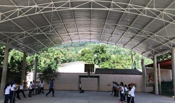 CONSTRUYE SOTOP TECHUMBRE EN PRIMARIA DEL POBLADO OXOLOTÁN, EN TACOTALPA