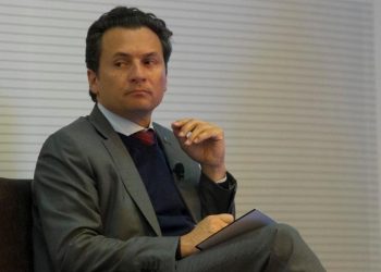 DETIENEN A EMILIO LOZOYA EN ESPAÑA