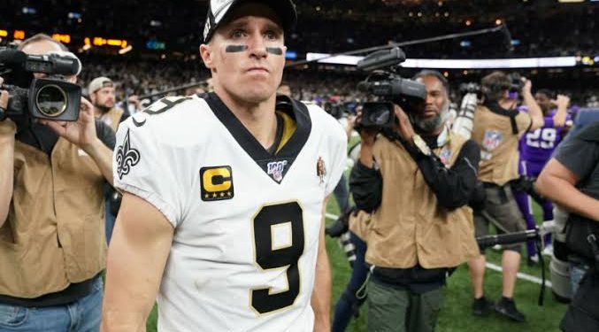 DREW BREES DEJA EN SUSPENSO SU ESTADÍA EN LA NFL