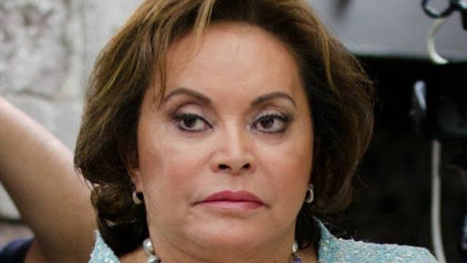 ELBA ESTHER GORDILLO GANA AL SAT Y NO PAGARÁ 19 MILLONES