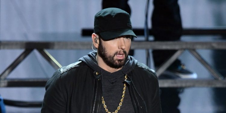 EMINEM ACTÚA POR SORPRESA EN LOS PREMIO OSCAR 2020