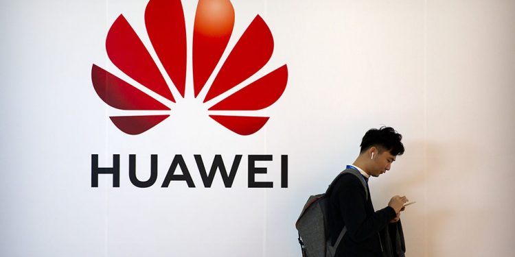 ESTADOS UNIDOS PRESENTA MÁS CARGOS CONTRA HUAWEI