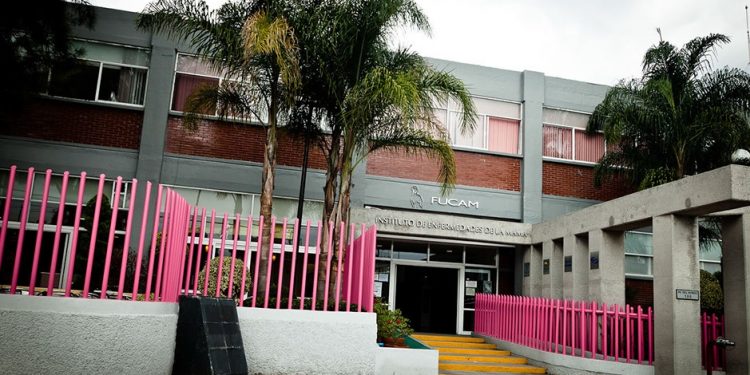 FUCAM SIN ACUERDO CON INSABI, DEJA DE DAR ATENCIÓN GRATUITA A MUJER