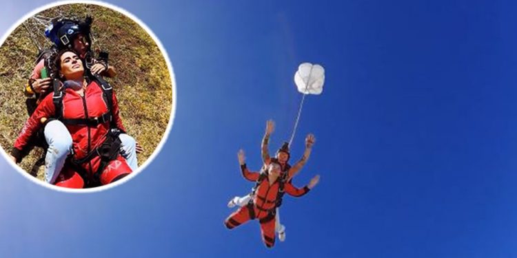 GALILEA MONTIJO SE DESMAYA AL SALTAR EN PARACAÍDAS