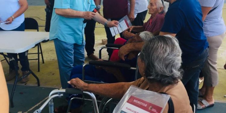 Encabeza Arturo Abreu en Chetumal entrega de apoyos de la Secretaría del Bienestar