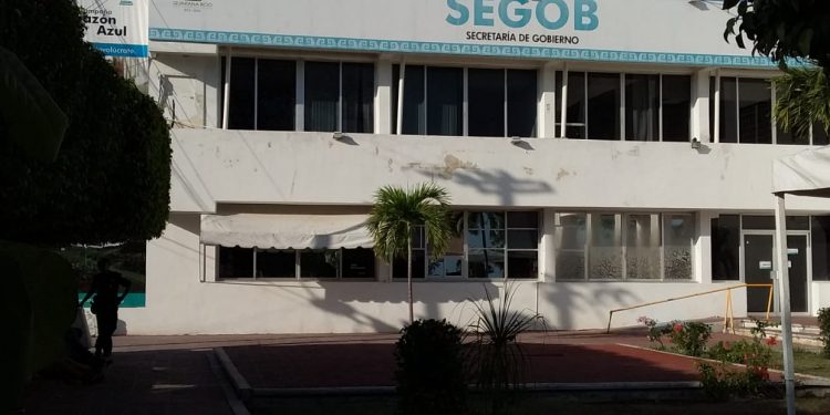 CAÑEROS SUSPENDEN BLOQUEO CARRETERO EN EL SUR DE QUINTANA ROO