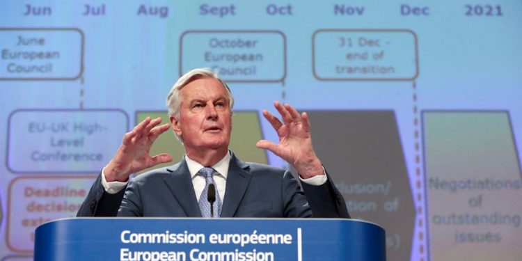 LA UE OFRECE AL REINO UNIDO UN ACUERDO COMERCIAL