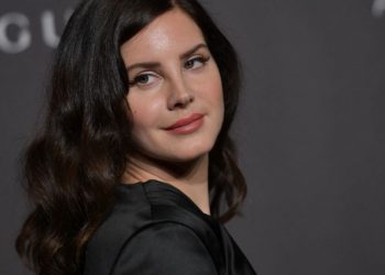 LANA DEL REY CANCELA GIRA EUROPEA POR PROBLEMAS CON SU VOZ