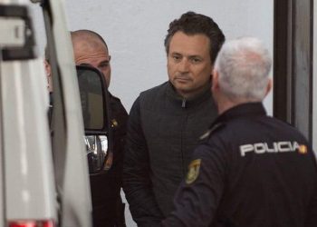 LOZOYA PODRÍA ESTAR BLANQUEANDO DINERO PARA LA MAFIA RUSA: INVESTIGADORES
