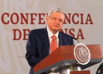 LÓPEZ OBRADOR FELICITA A MEXICANOS POR EL DÍA DEL AMOR Y LA AMISTAD