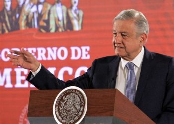 LÓPEZ OBRADOR PIDE A GOBERNADORES NO INTERVENIR EN ELECCIONES DE 2021