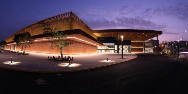 MAURICIO VILA ENTREGA LOS TRABAJOS DE REMODELACIÓN Y AMPLIACIÓN DEL CENTRO DE CONVENCIONES Y EXPOSICIONES YUCATÁN SIGLO XXI