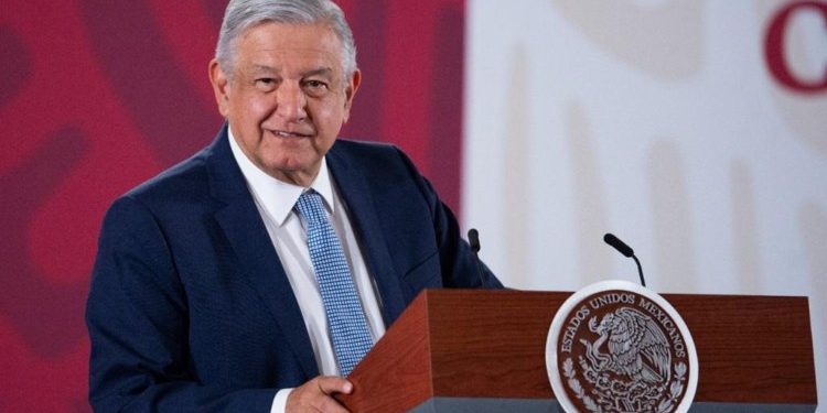 NO SE AFECTARÁ AL TURISMO CON AJUSTES A CALENDARIO ESCOLAR: LÓPEZ OBRADOR