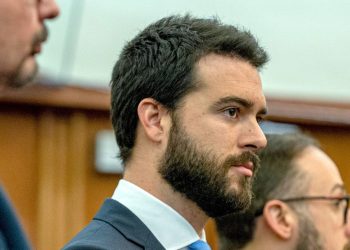 PABLO LYLE DEMANDA AL ESTADO DE FLORIDA